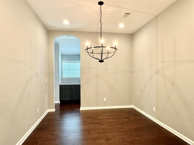 Building Photo - 9243 Cres Lodge Cir