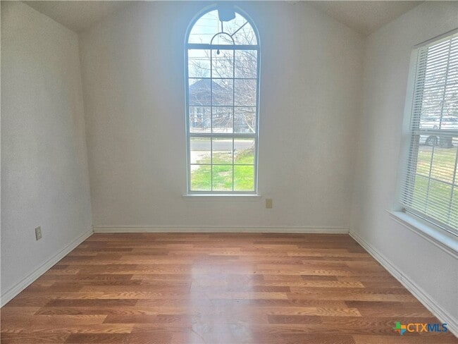 Building Photo - 819 S 16th St