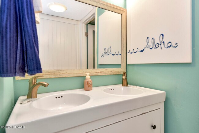 Building Photo - 4495 S Atlantic Ave