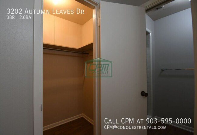 Building Photo - 3202 Autumn Leaves Dr