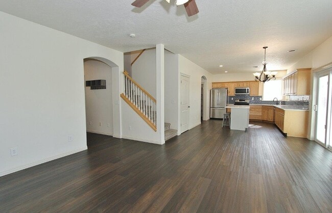 Building Photo - 2047 S Ice Bear Way