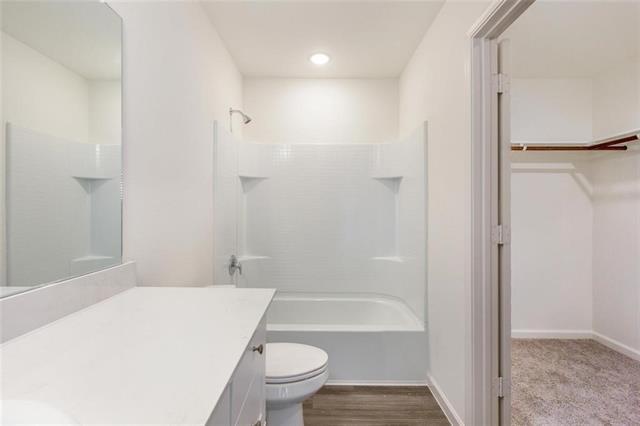 Building Photo - 1708 Washington St