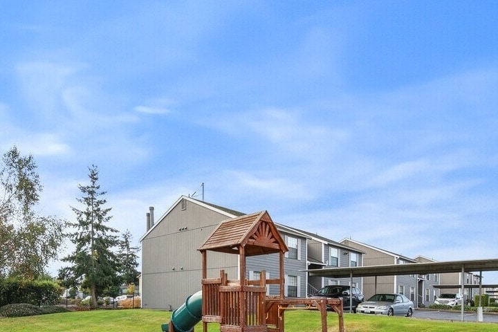 Building Photo - Cascade Court Apartments