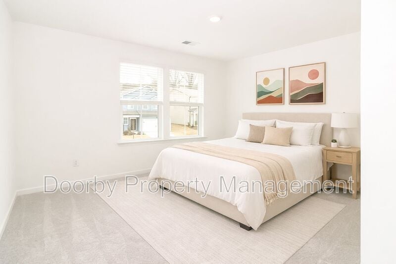 Building Photo - 115 Saddlebred Wy