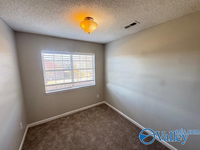 Building Photo - 492 SW Sussex Dr