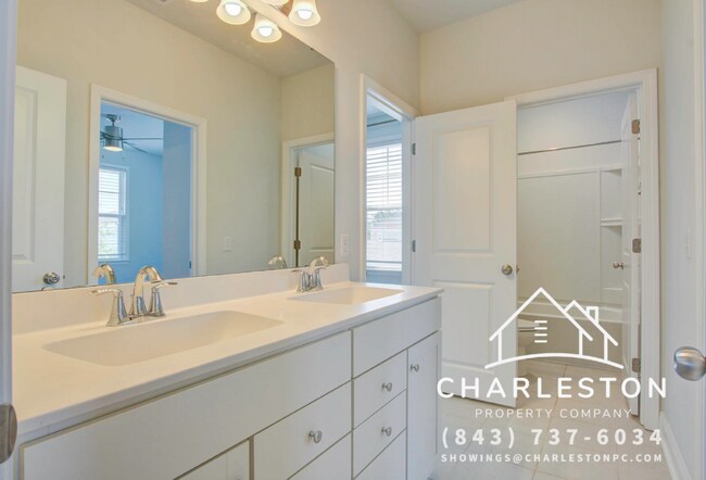 Building Photo - 612 Heartwood Ln