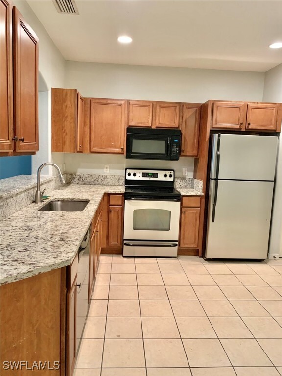 Building Photo - 9518 Brookville Ct