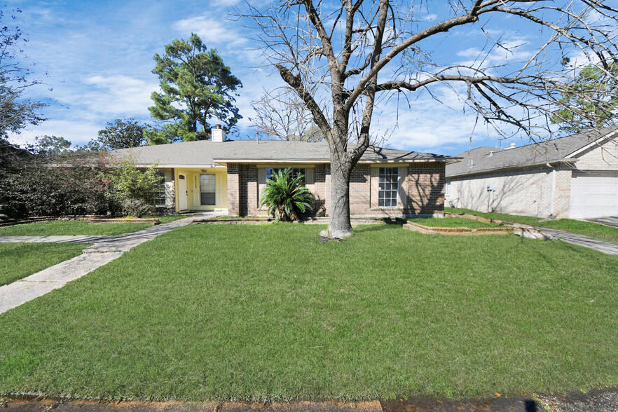 Front of Duplex - 26718 Cypresswood Dr