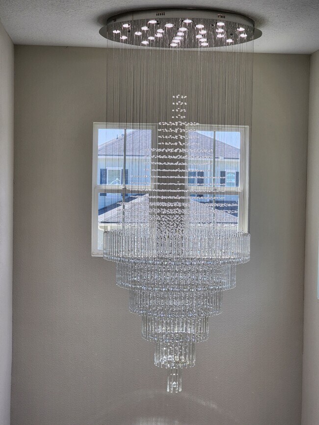 Building Photo - 285 Holly Forest Dr