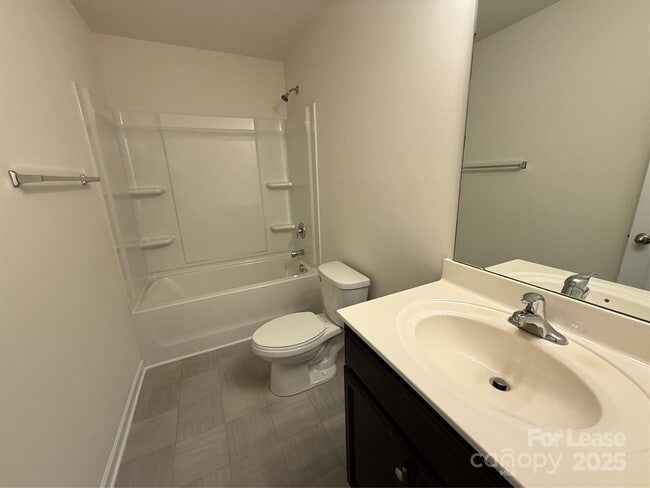 Building Photo - 9010 Harwood Knoll Dr