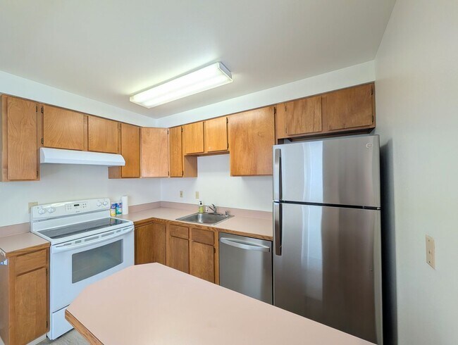 Building Photo - 5261 Brooklyn Ave NE