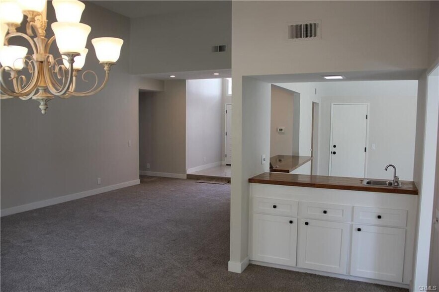 Building Photo - 2030 Bogie Dr
