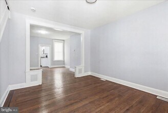 Building Photo - 1231 N Potomac St