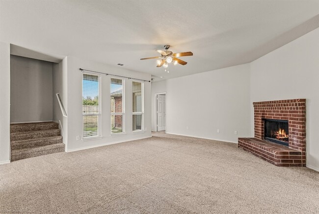 Building Photo - 1941 Harvester Dr