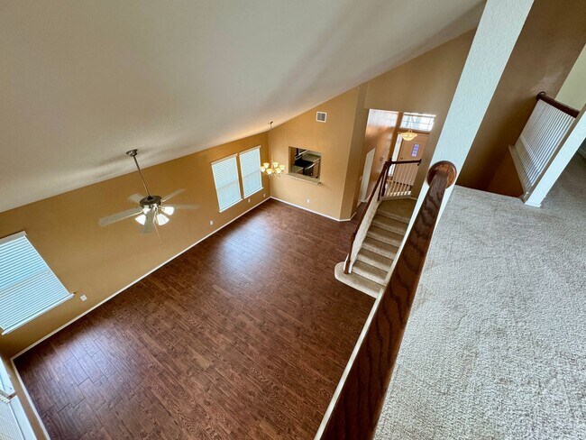 Building Photo - 5207 Bridgewood Dr