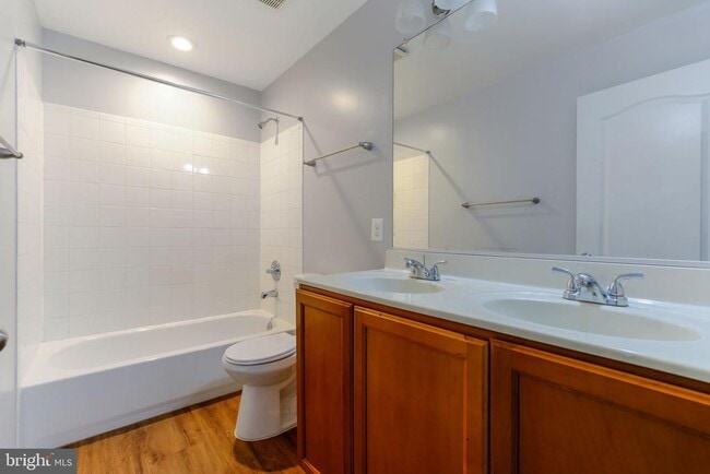 Building Photo - 9909 Millies Manor
