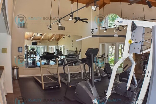 Building Photo - Indulge in comfortable living at Wood Chase Condos!