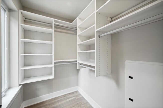 Building Photo - 1511 N 17th St