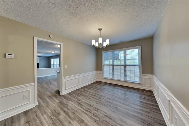 Building Photo - 241 Creel Chase NW