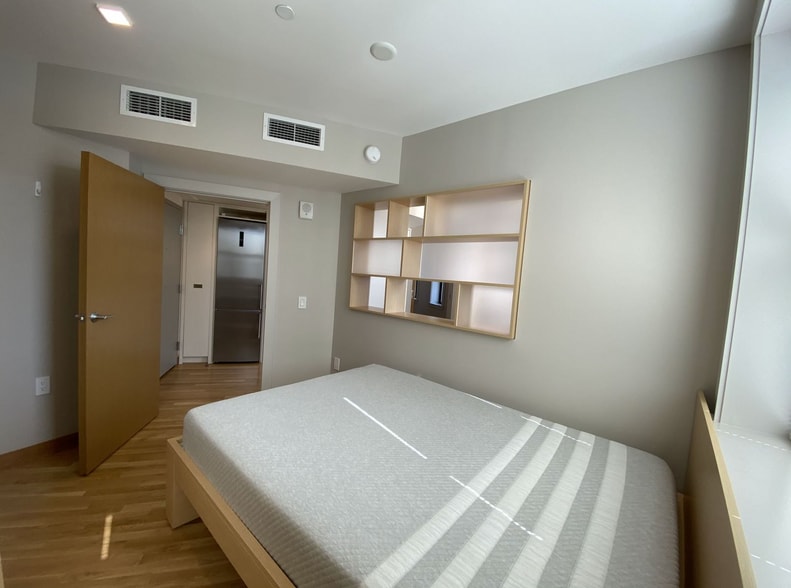 Building Photo - 110 Mount Auburn St