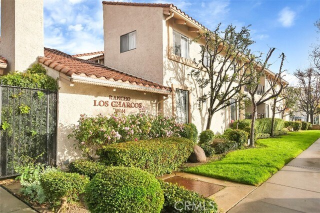 Building Photo - 10444 Canoga Ave