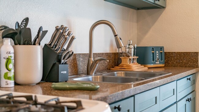 Building Photo - Fully Furnished Home in Yucca Valley