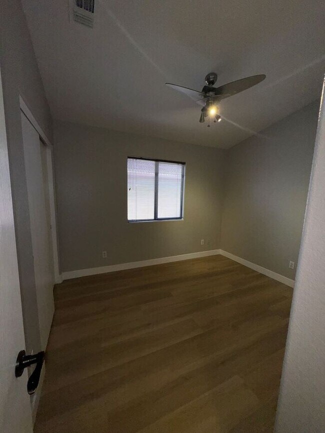 Building Photo - Updated Rent-Ready Home in Gilbert!