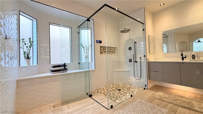 Building Photo - 10633 Adamsong Ave