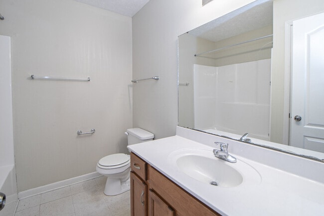 Building Photo - 916- A Charlotte Street