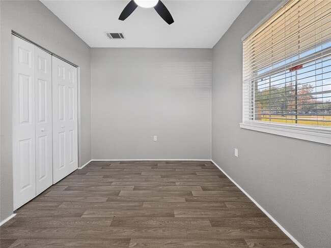 Building Photo - 510 N Barrow Ave