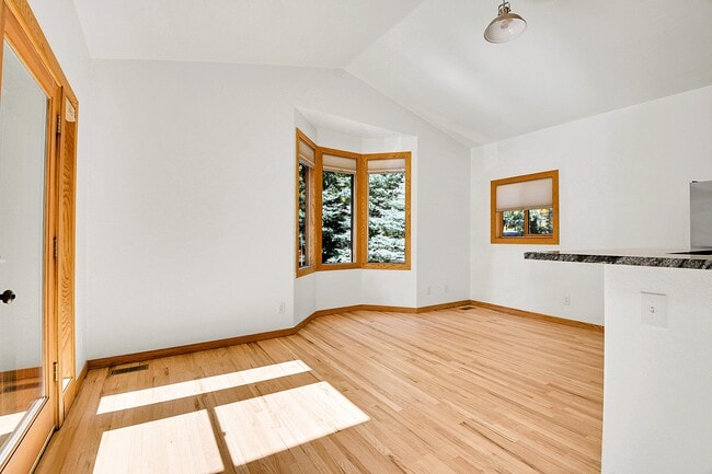 Building Photo - 30579 Rand Rd