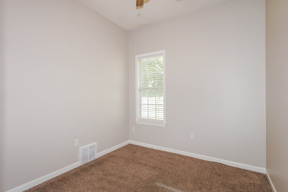 Building Photo - 7436 Grey Heather Way