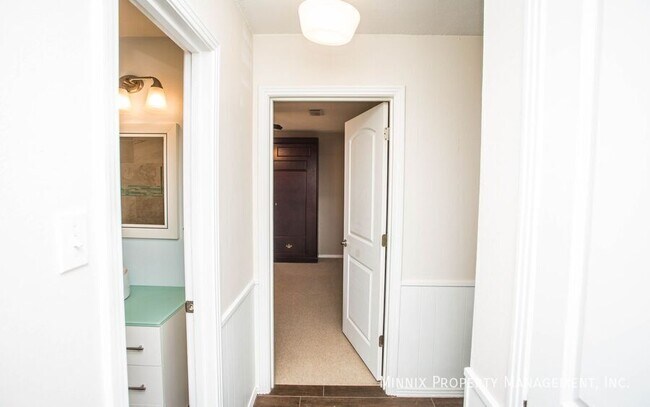 Building Photo - 6309 Nashville Dr