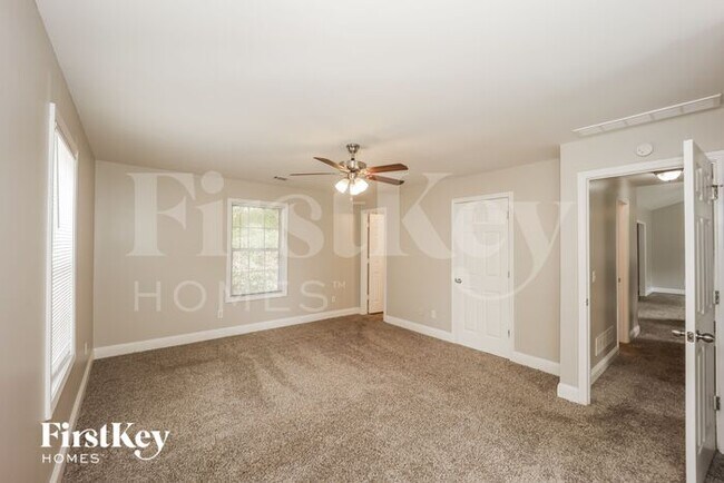 Building Photo - 73 Pine Shadows Ct