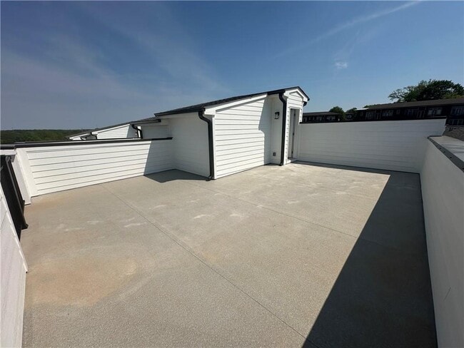 Building Photo - 352 Skylar Ct SE