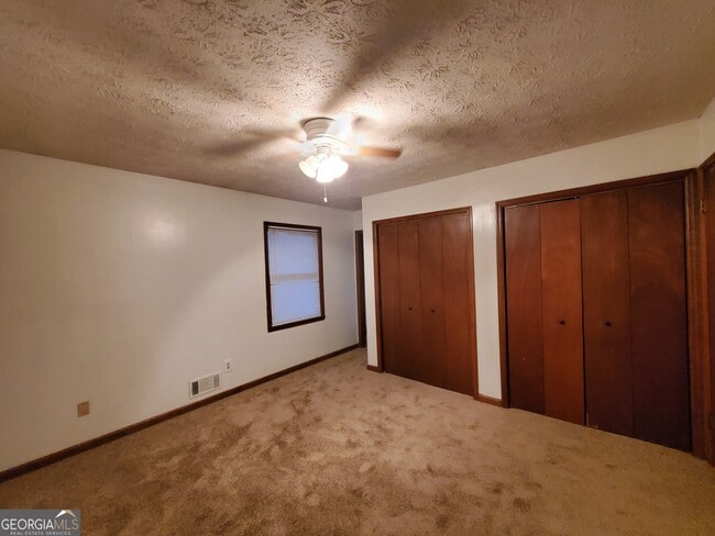 Building Photo - 112 Vincent Ave