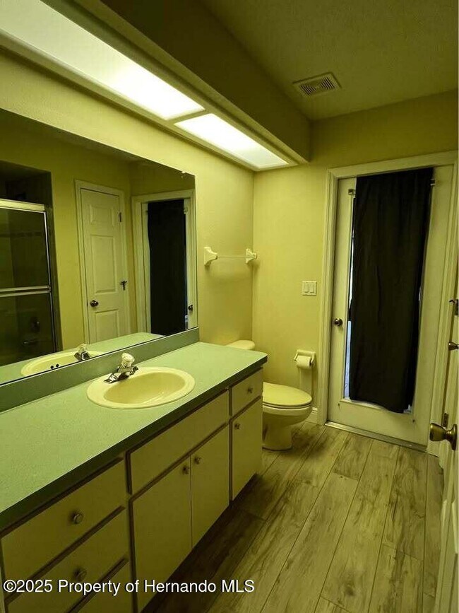 Building Photo - 9448 Tooke Shore Dr