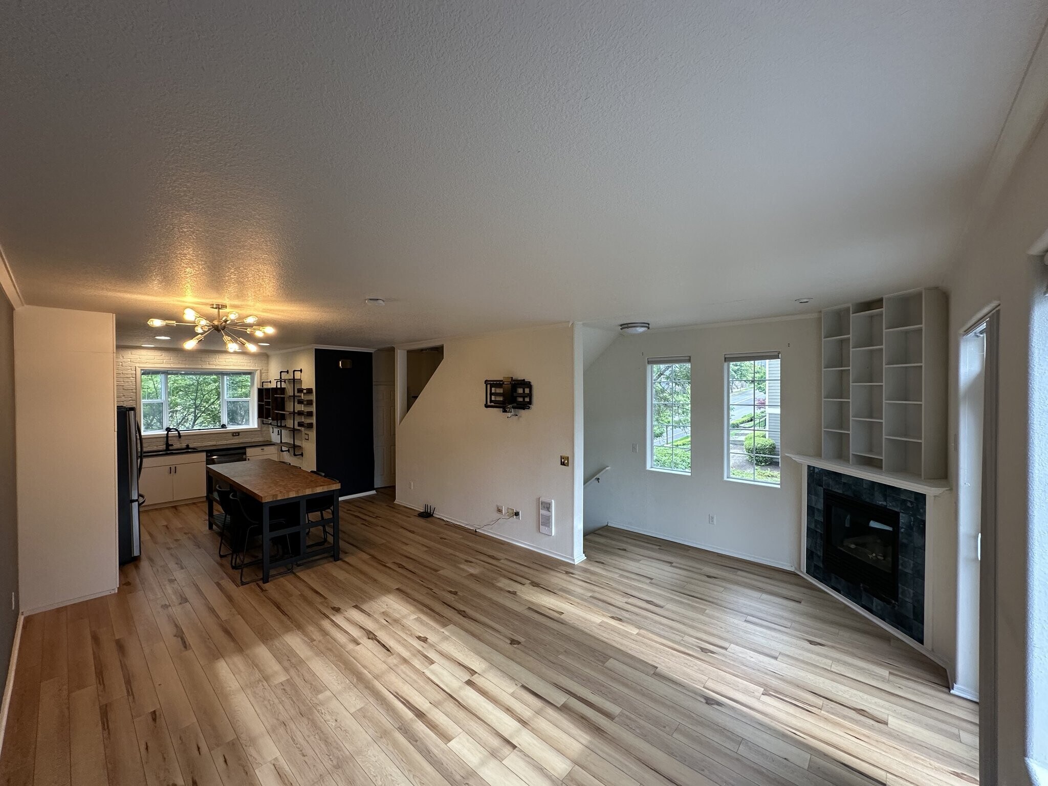 Building Photo - 15533 SW Black Quartz St