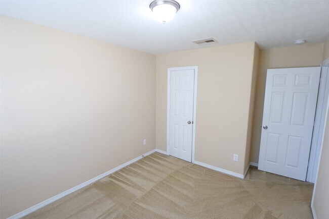 Building Photo - 27131 Danbridge Gulch Ln