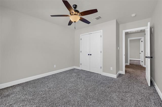 Building Photo - 2401 Southridge Ln