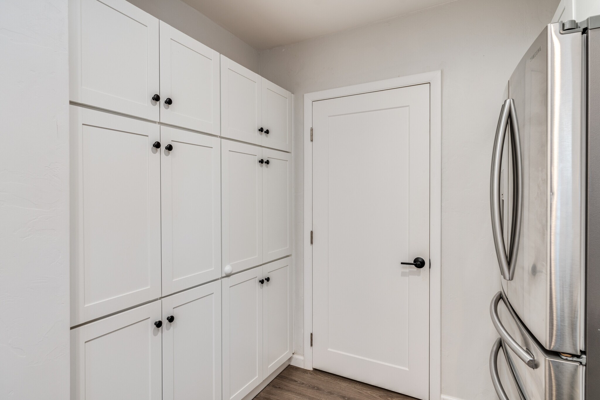 Building Photo - 1132 E Florita St