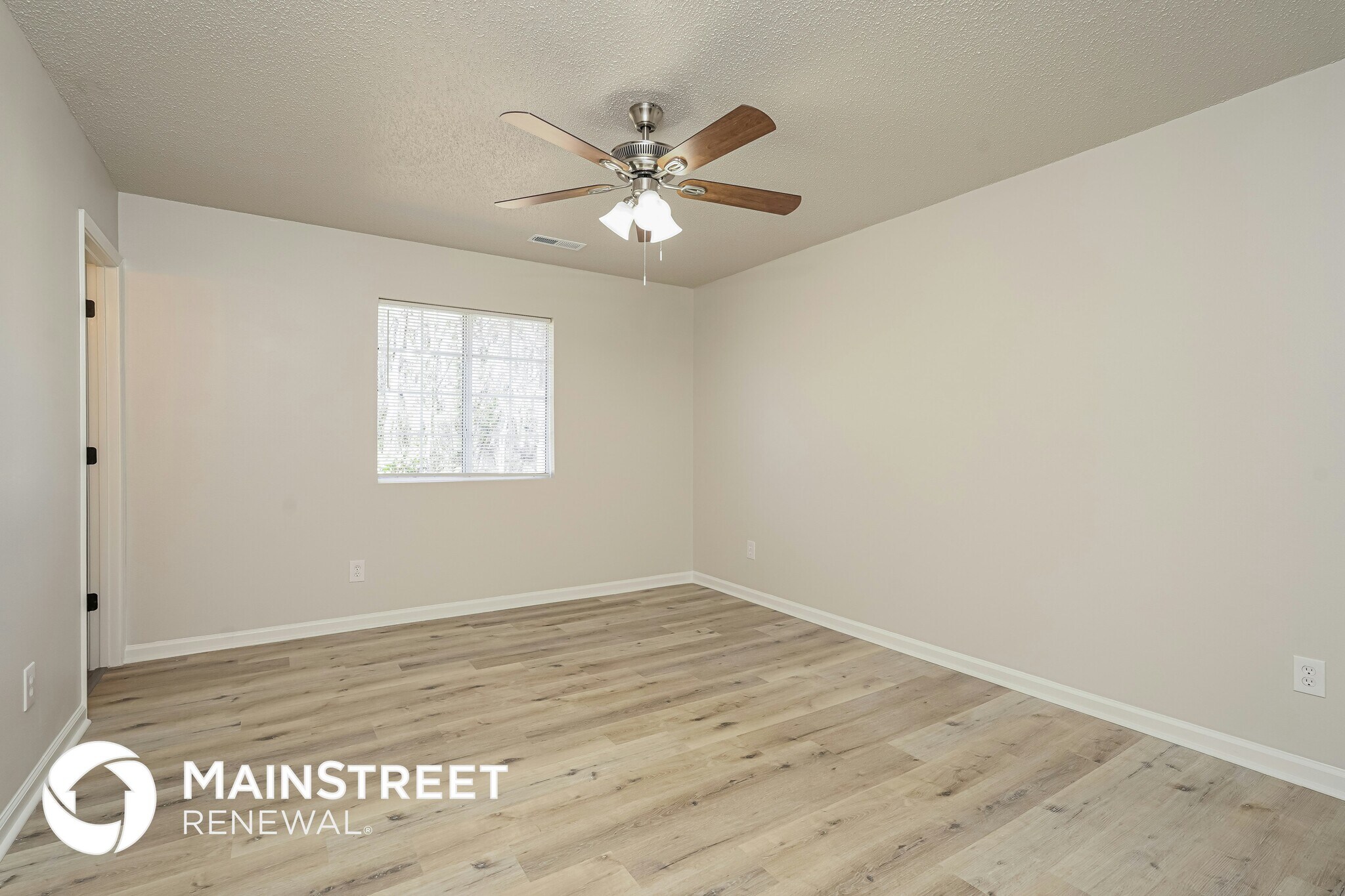 Building Photo - 1724 Hertford St