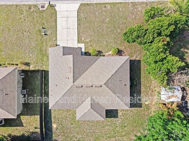 Building Photo - 1217 Forest Hill Dr