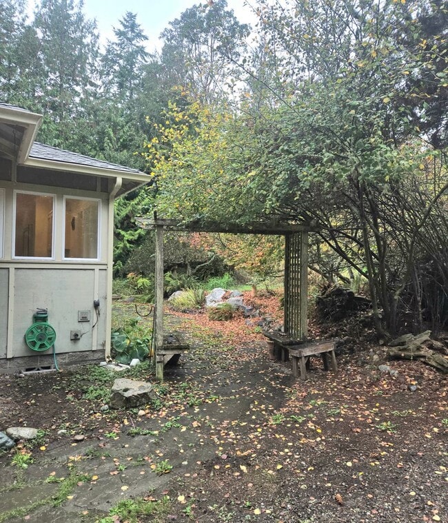 Building Photo - 2 Bedroom, 2 Bathroom Home For Rent in the...