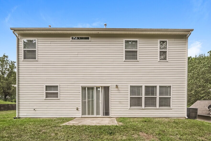 Building Photo - 316 Wrayhill Dr