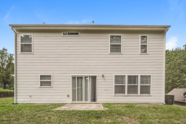 Building Photo - 316 Wrayhill Dr
