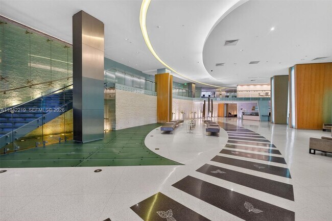 Building Photo - 92 SW 3rd St