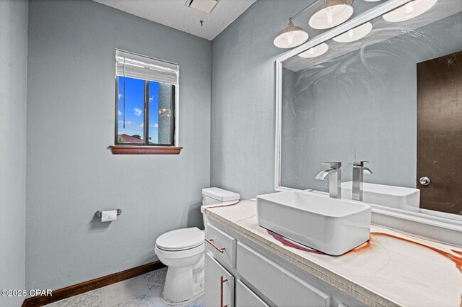 Building Photo - 2194 Briawood Cir
