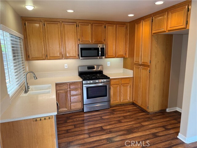 Building Photo - 1492 Goldeneagle Dr