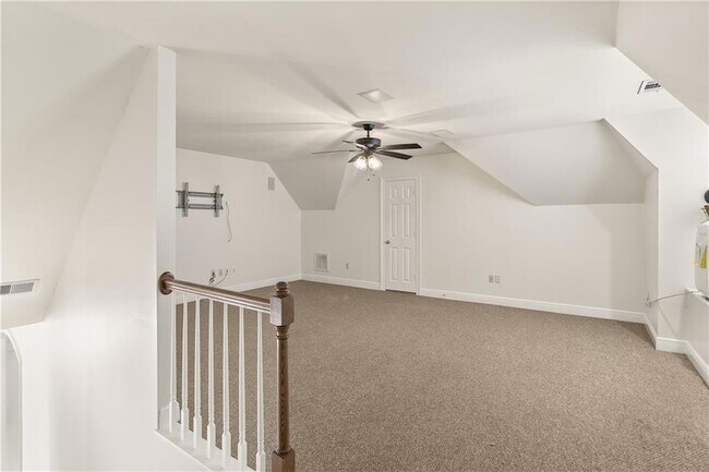 Building Photo - 421 E Honors Point Ct